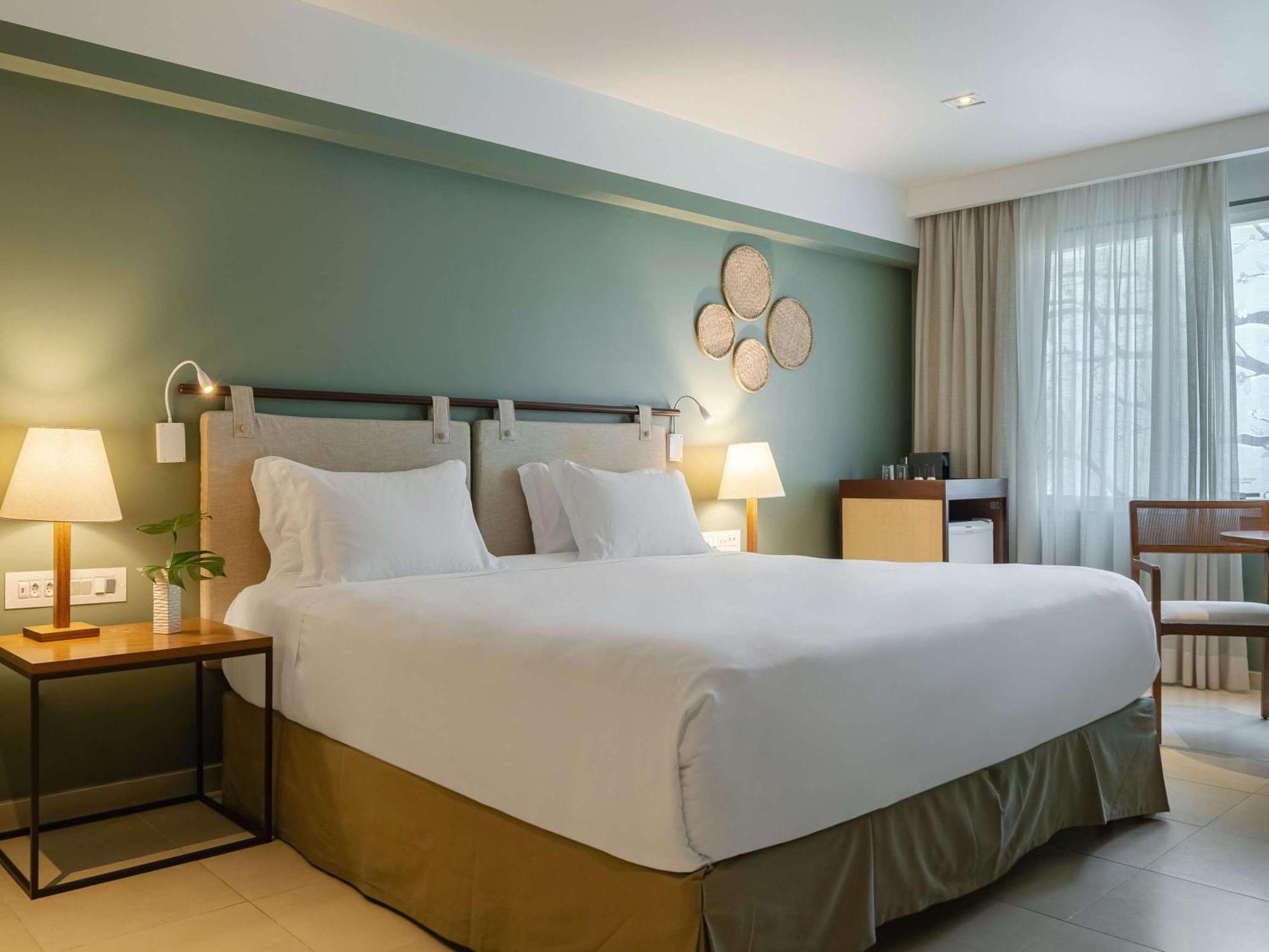 Grand Mercure Copacabana Regente Hotel 5*