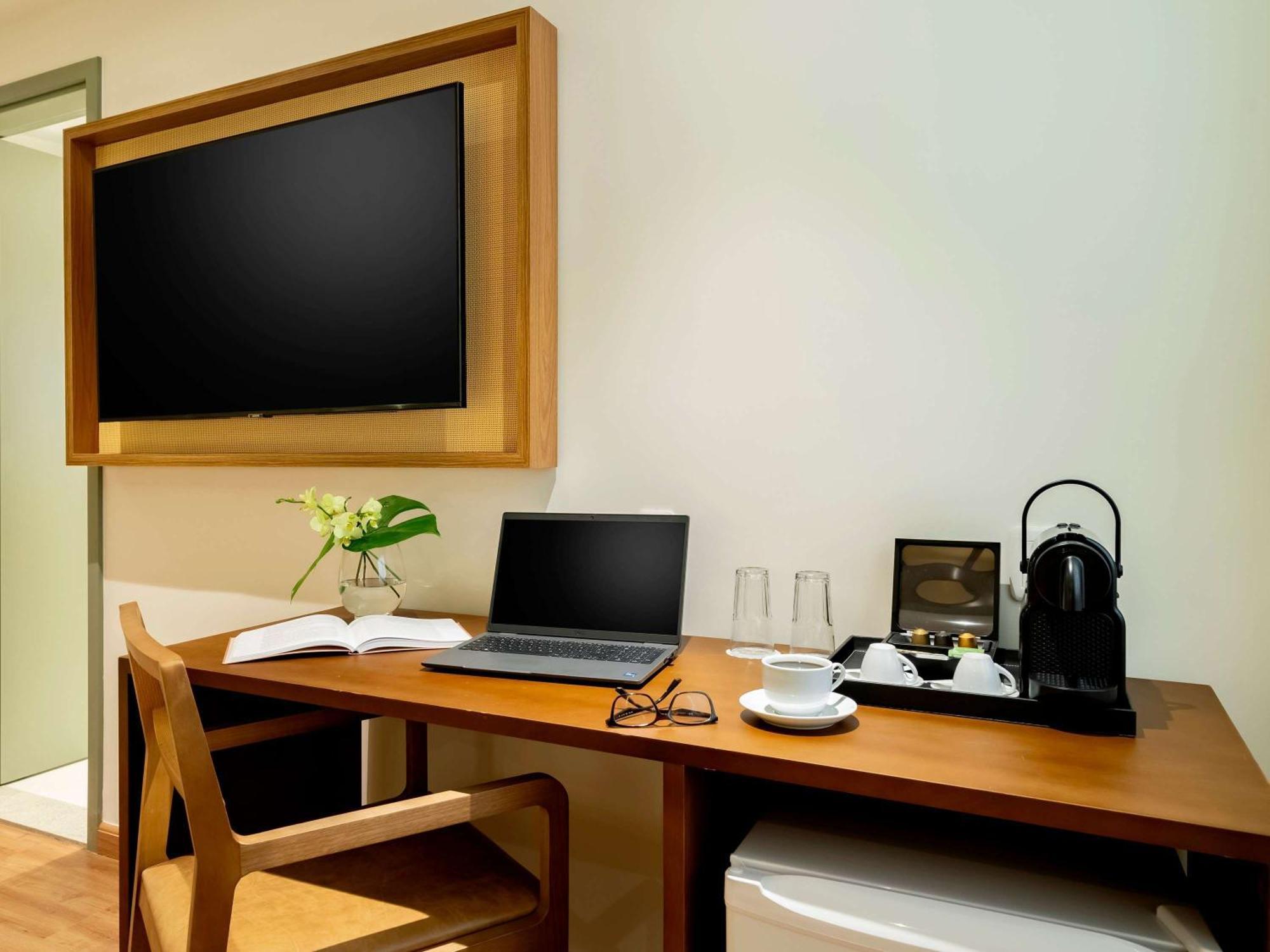 Hotel Grand Mercure Copacabana Regente 5*